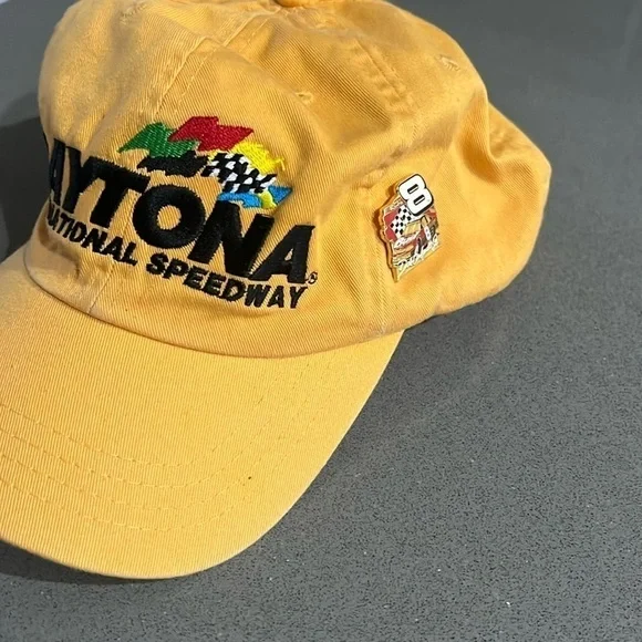 B1G1F - Nascar Daytona International Speedway Cap with Dale Earnhardt Jr #8 pin - Picture 2 of 7